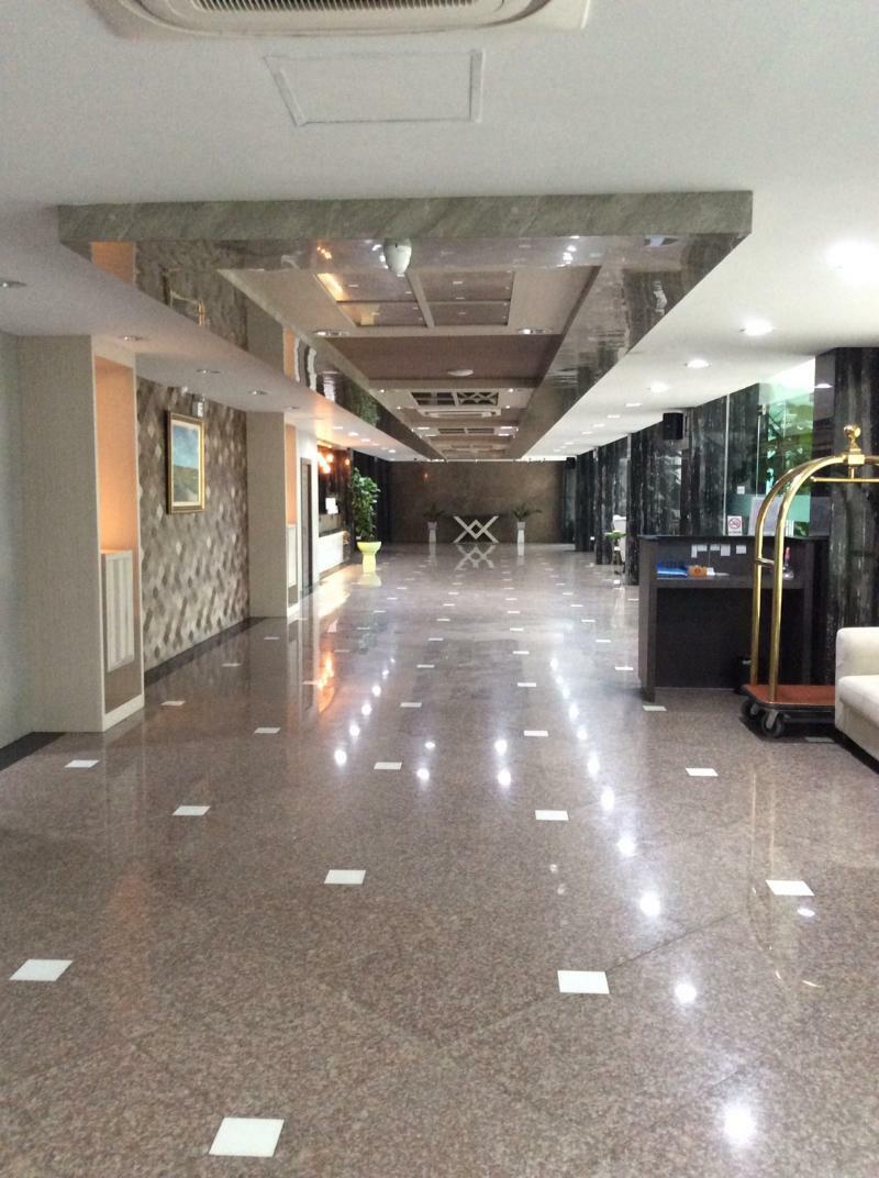 M Soho Danok Hotel Sadao Bagian luar foto