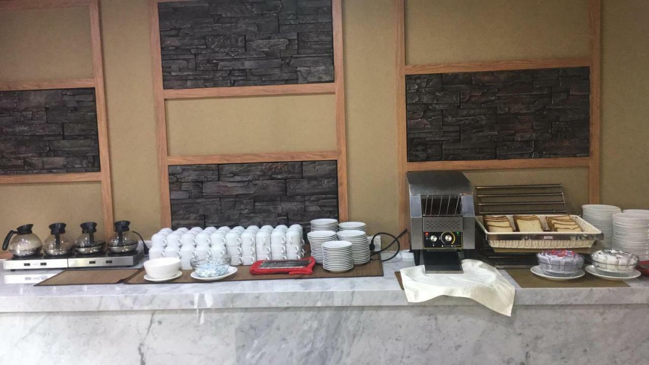 M Soho Danok Hotel Sadao Bagian luar foto
